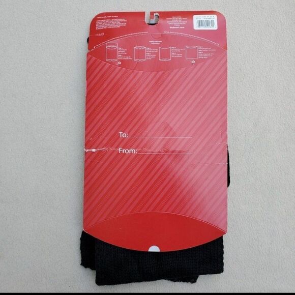 NWT 2 Piece Knit Scarf and Gloves Set - Picture 10 of 11